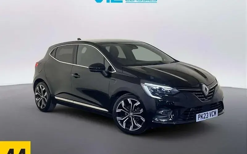 Used Renault Clio Techno 90 HP (66 kW) 2023 Hatchback