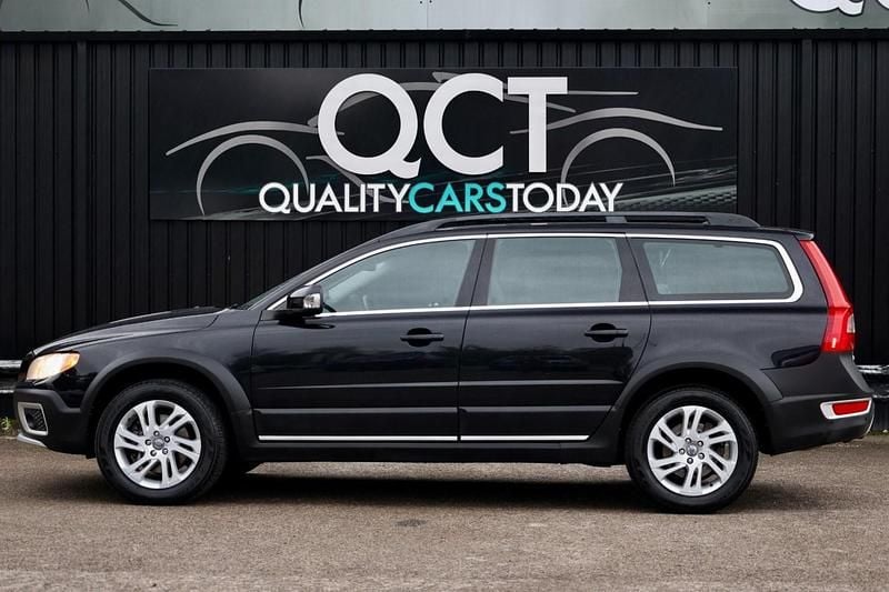 Used Volvo XC70 SE 2013 Black Estate