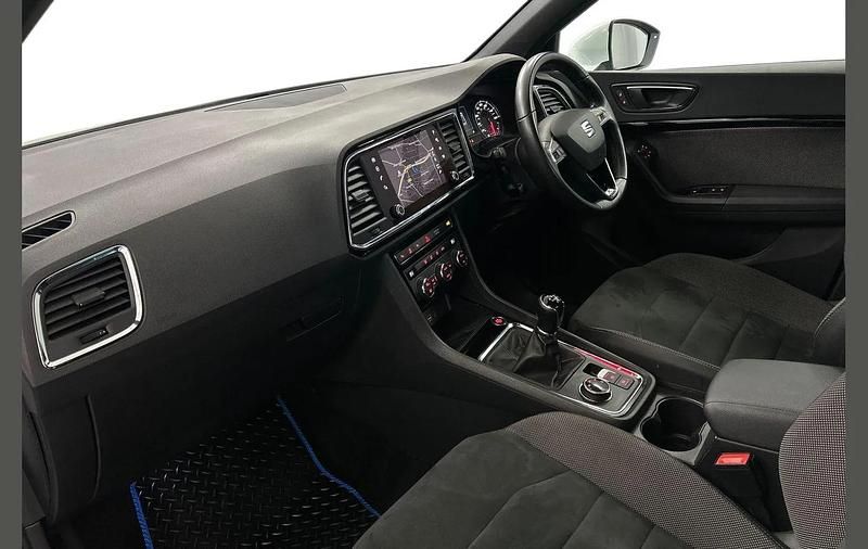 Used Seat Ateca XCELLENCE 147 HP (108 kW) 2020 White SUV