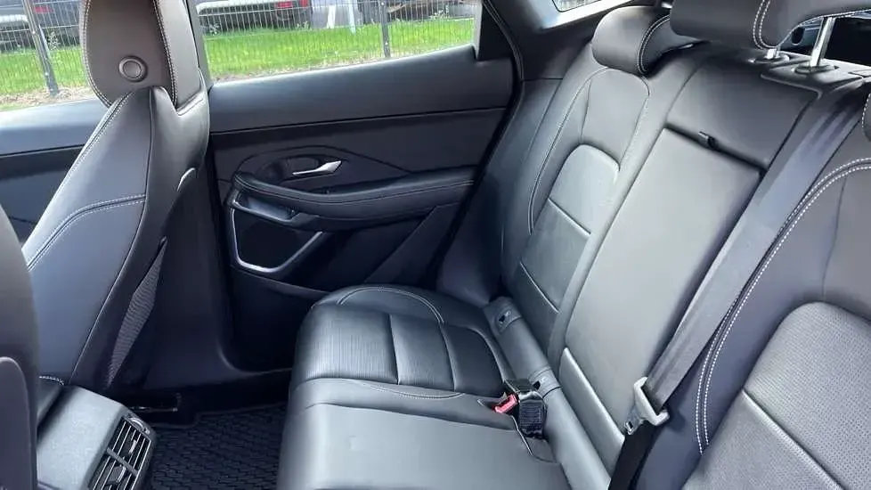Used Jaguar E-Pace R-Dynamic 204 HP (150 kW) 2023 Metallic  portofino blue SUV