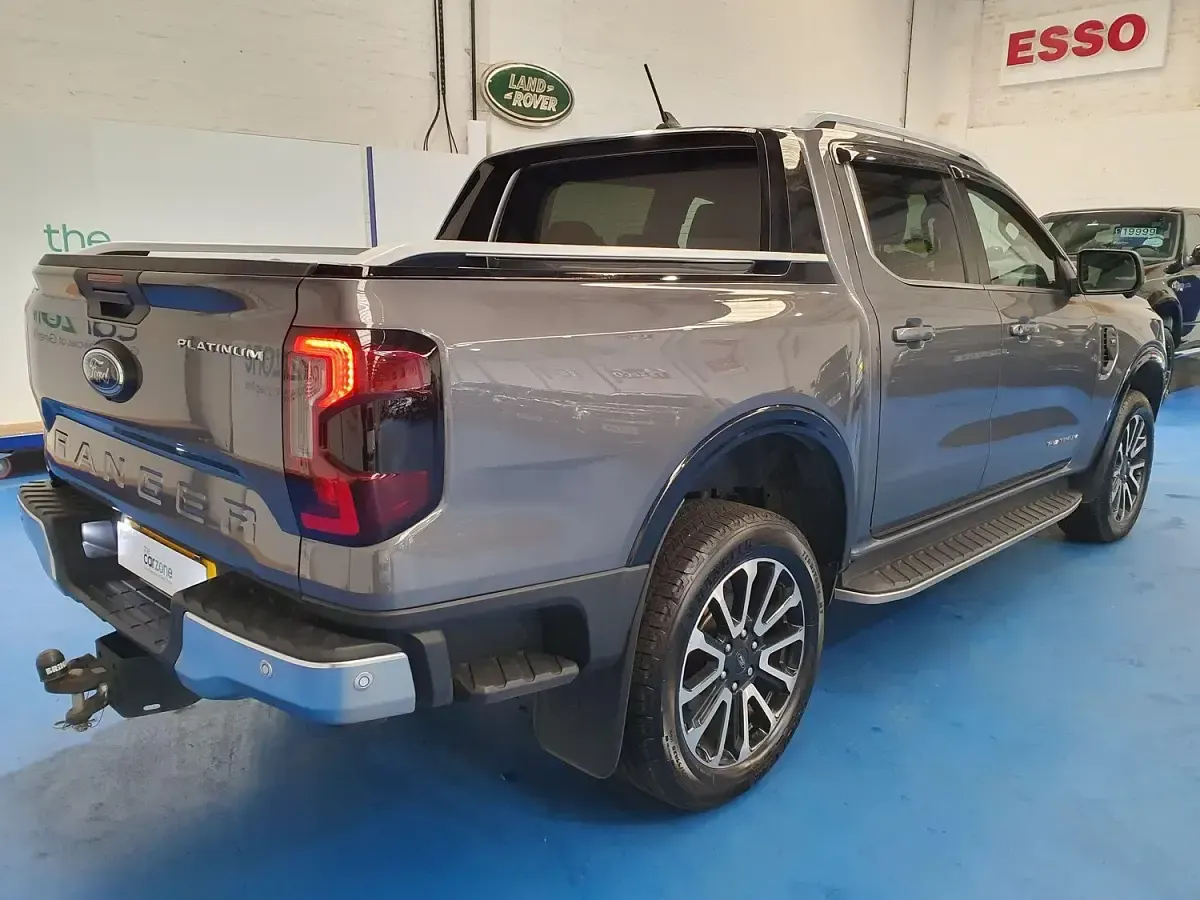 Used Ford Ranger Platinum 240 HP (176 kW) 2025 Grey Pickup