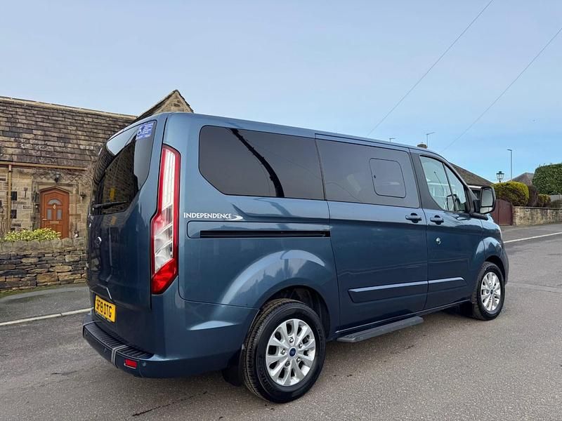 Used Ford Tourneo Titanium 2019 Blue MPV