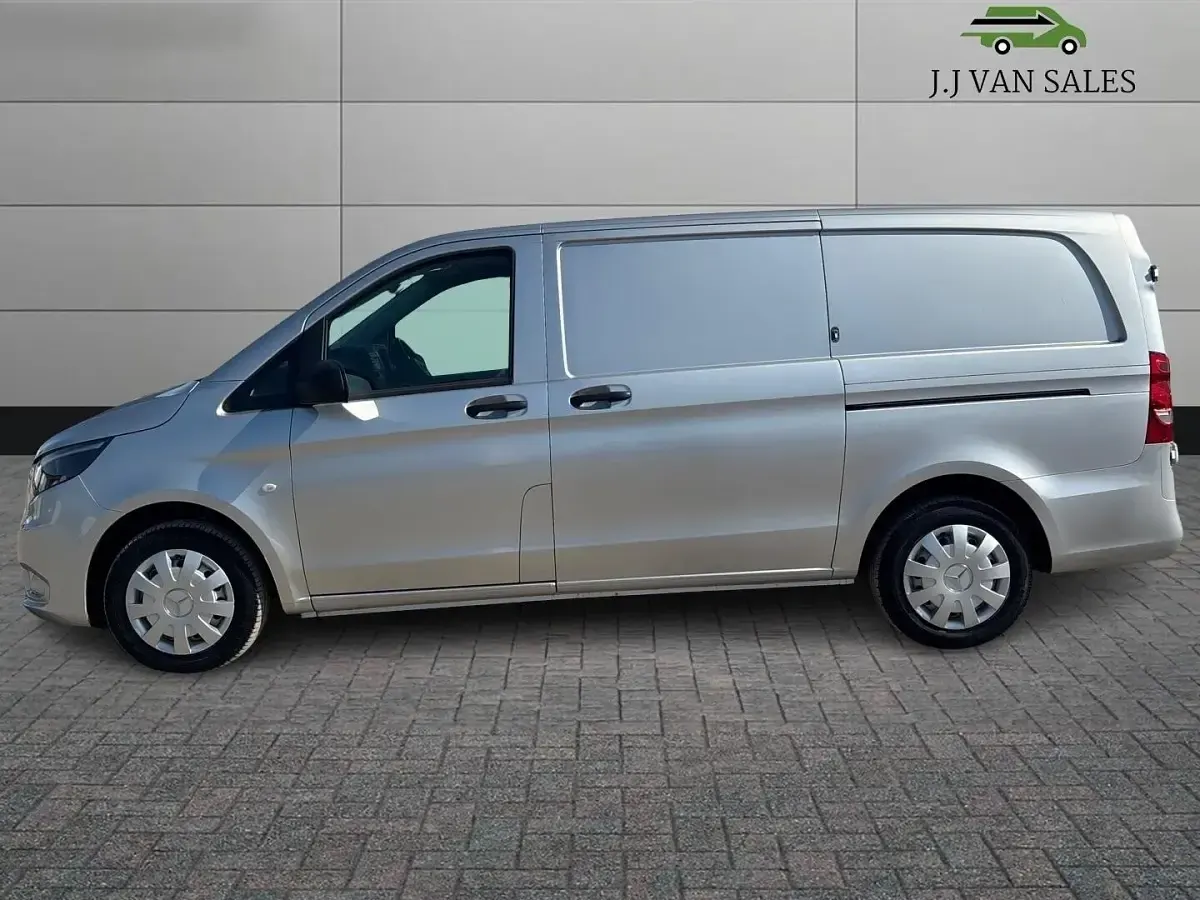 Used Mercedes Vito 2018 Silver Van