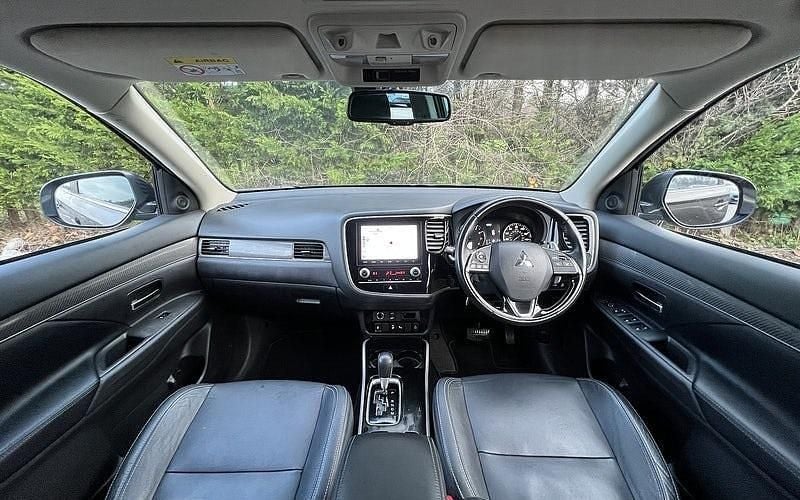 Used Mitsubishi Outlander 150 HP (110 kW) 2020 SUV