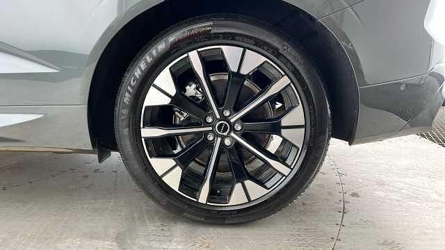 New Volvo XC60 Ultra 449 HP (330 kW) 2025 Green SUV