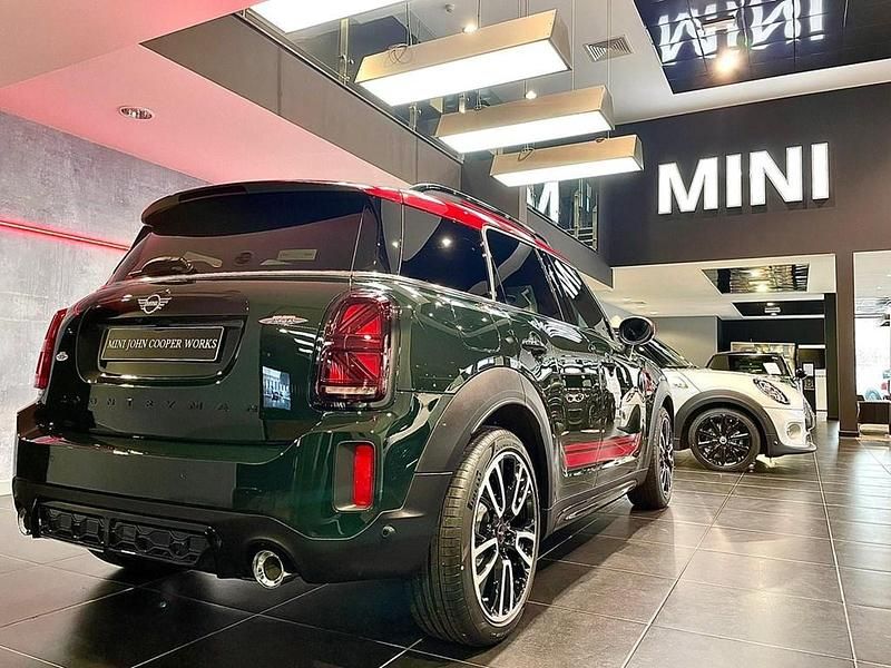 Used Mini Cooper Clubman Sport 134 HP (98 kW) 2022 Black Estate