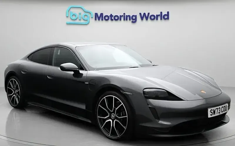 Gebraucht Porsche Taycan Performance Package 419 kW (571 PS) 2023 Limousine