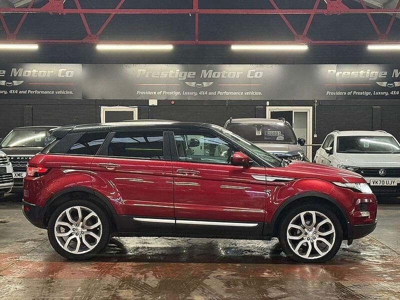 Used Land Rover Range Rover evoque Prestige 2014 Red Estate