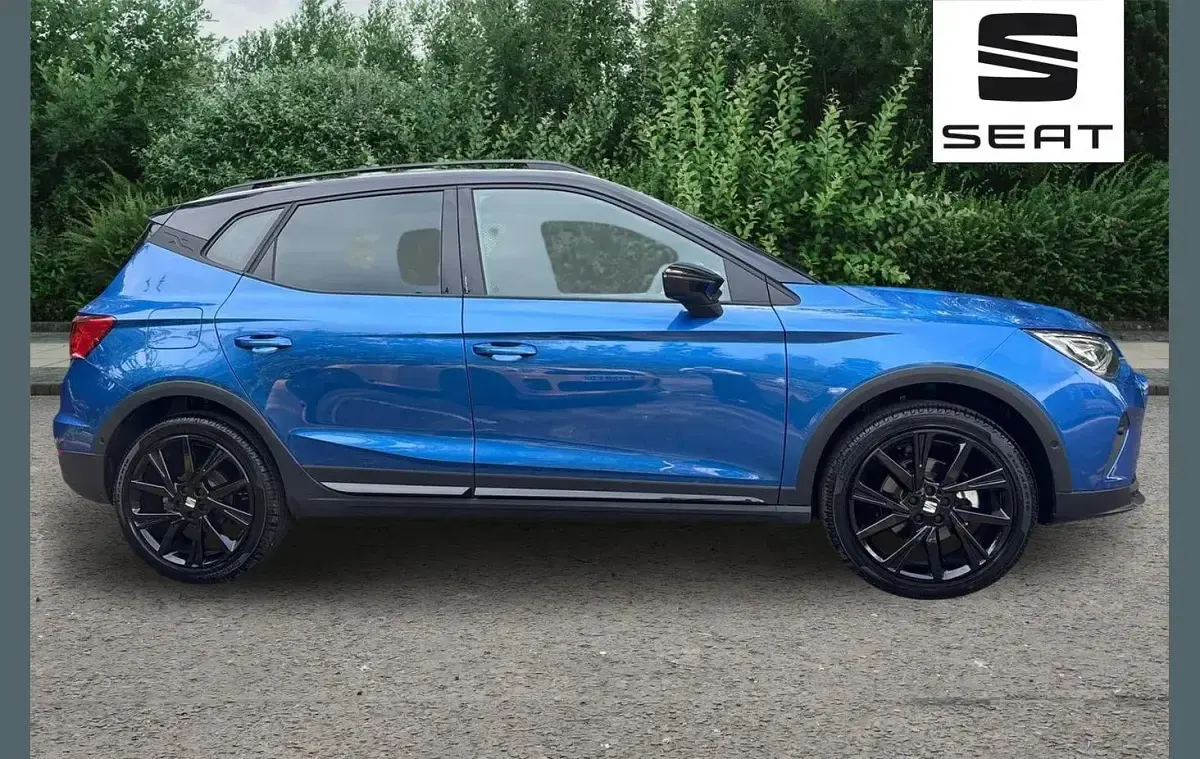 New Seat Arona Black Edition 115 HP (84 kW) 2026 Blue SUV