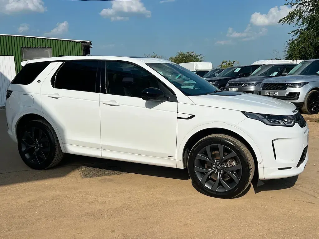 Used Land Rover Discovery Sport SE Dynamic 309 HP (227 kW) 2021 White SUV