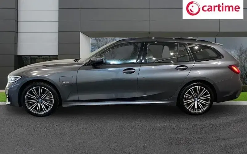 Used BMW 330e M Sport 292 HP (214 kW) 2022 Grey Estate