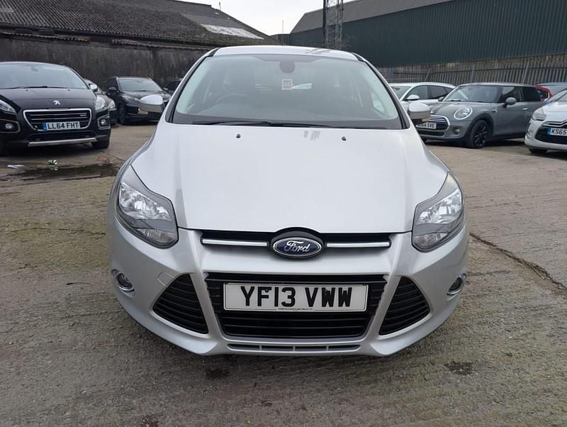 Used Ford Focus Titanium 115 HP (84 kW) 2013 Silver Hatchback