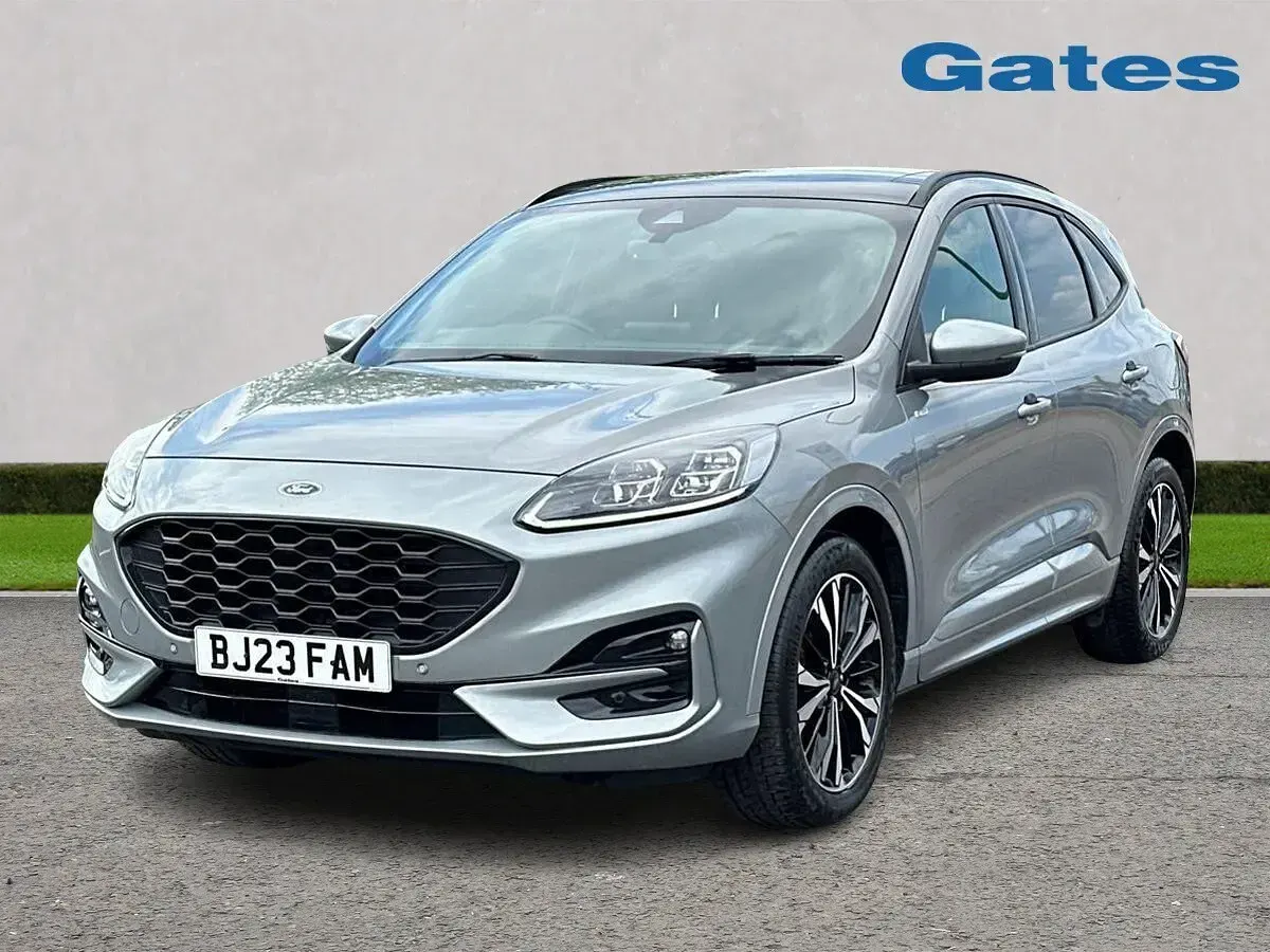 Używany Ford Kuga ST-Line X 225 KM (165 kW) 2023 Srebrny SUV