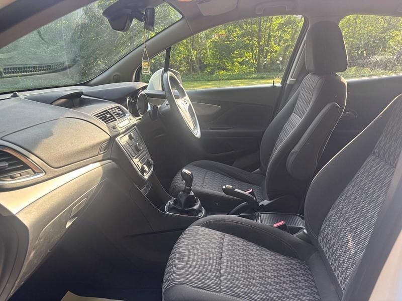 Used Vauxhall Mokka S 2016 White SUV