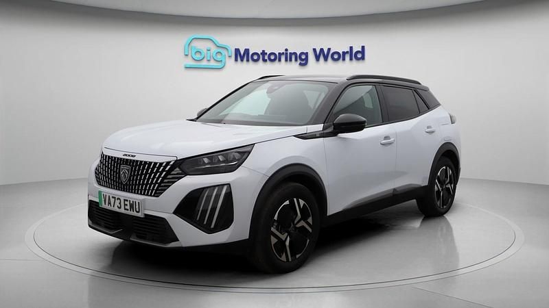 Used Peugeot e-2008 113 kW (154 HP) 2024 White SUV