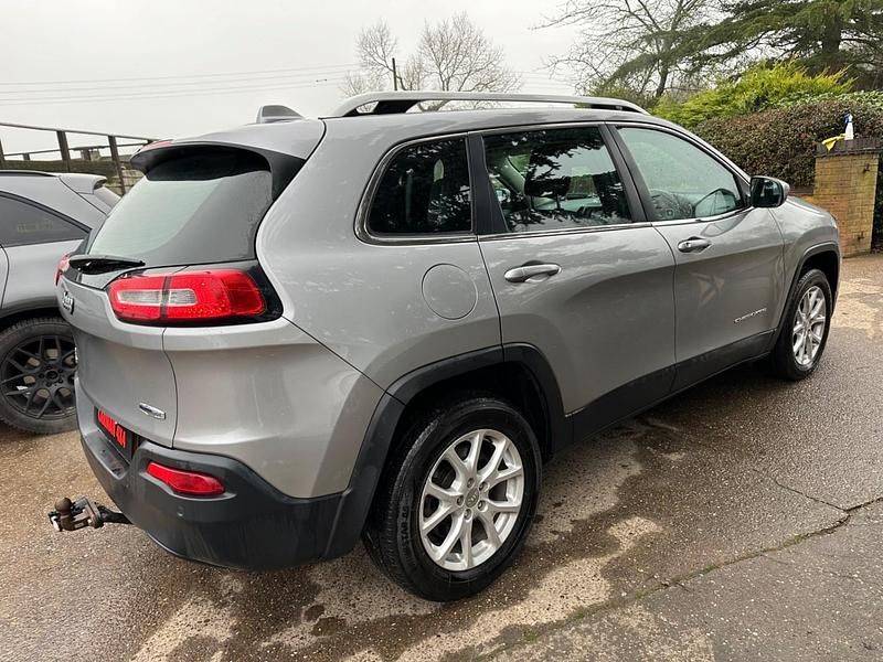 Used Jeep Cherokee Longitude 140 HP (102 kW) 2015 Grey SUV