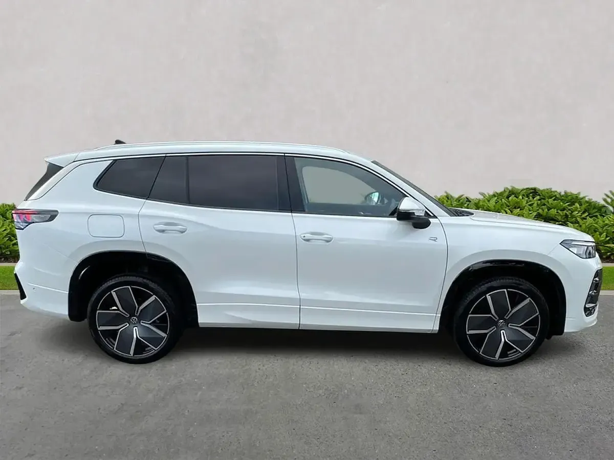 Used VW Tayron R-line 2026 White SUV