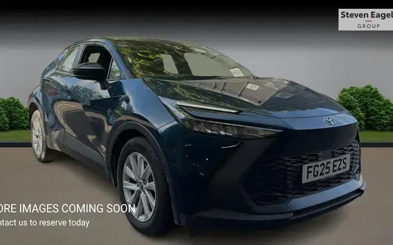 Used Toyota C-HR 140 HP (102 kW) 2026 SUV