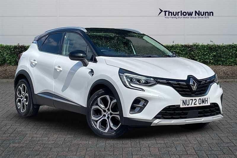 White/black Used 2022 Renault Captur Techno SUV | £16,499 (Fair price) - Image 1/4