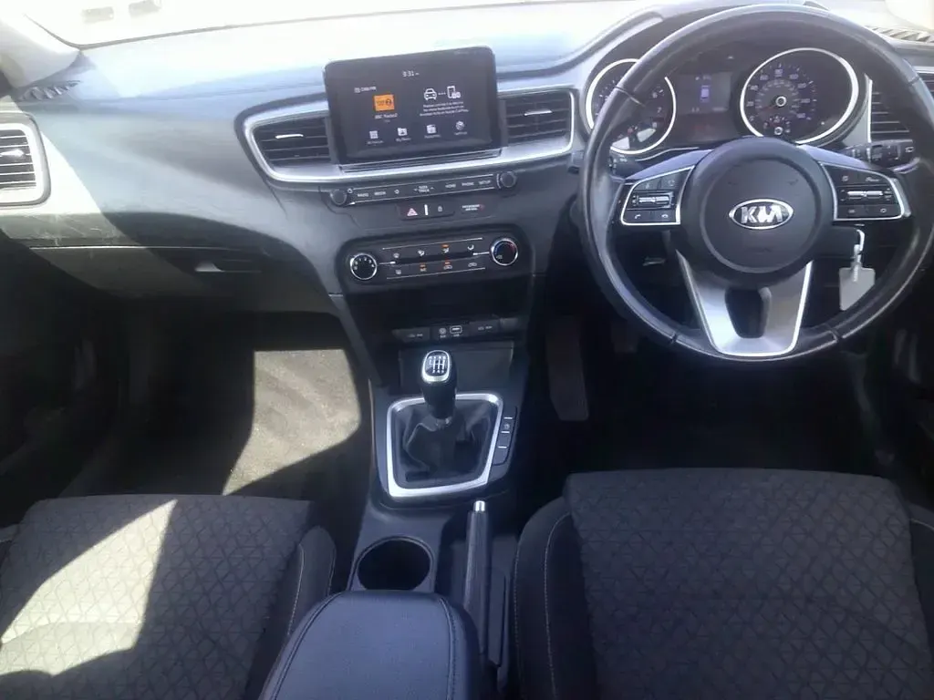 Used Kia Ceed 118 HP (86 kW) 2019 Grey Hatchback