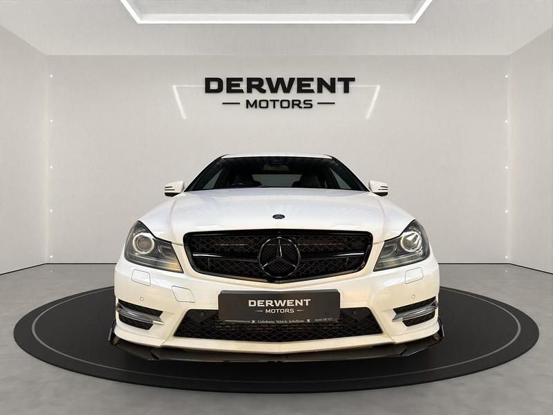 Used Mercedes C250 AMG 260 HP (191 kW) 2013 White Coupe