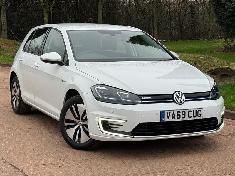 White Used 2020 VW e-Golf Hatchback | £8,995 (Good price) - Image 1/4