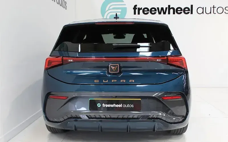 Used Cupra Born e-Boost 169 kW (231 HP) 2022 Blue Hatchback
