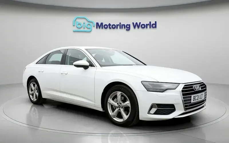 Usado Audi A6 Sport 204 HP (150 kW) 2021 Branco Sedan
