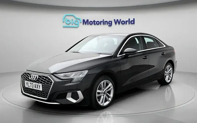 Usado Audi A3 Sport 150 CV (110 kW) 2023 Negro Berlina