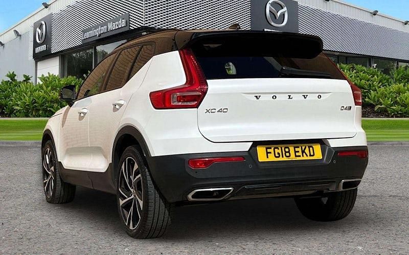 Used Volvo XC40 190 HP (139 kW) 2018 White SUV