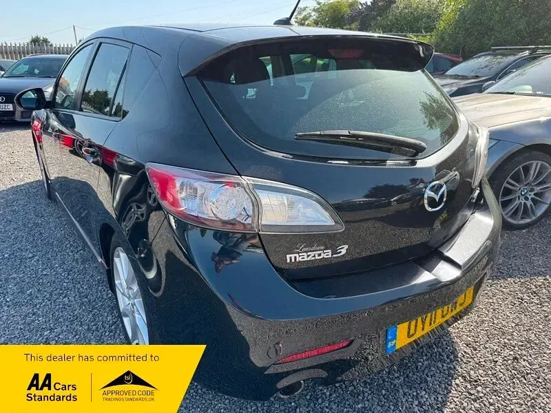Used Mazda 3 Inclusive 185 HP (136 kW) 2011 Black Hatchback