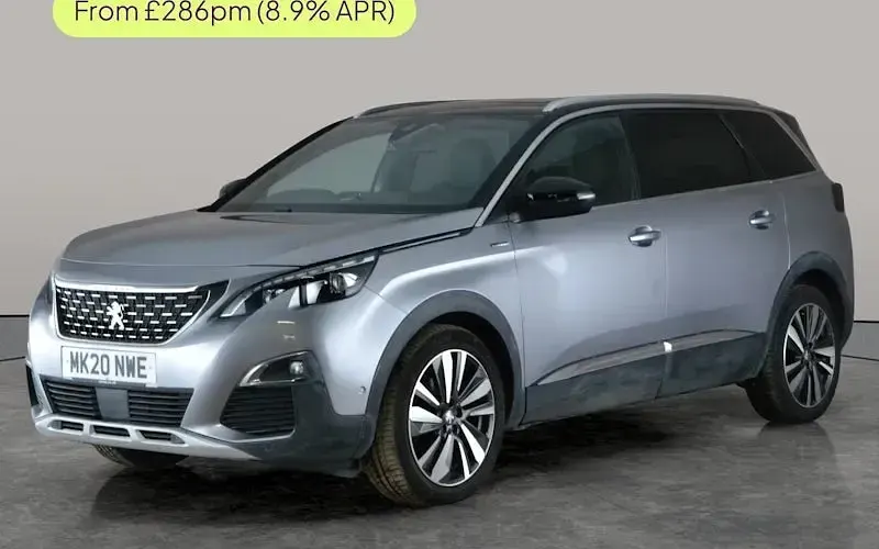Usado Peugeot 5008 Premium 131 HP (96 kW) 2020 Monovolume