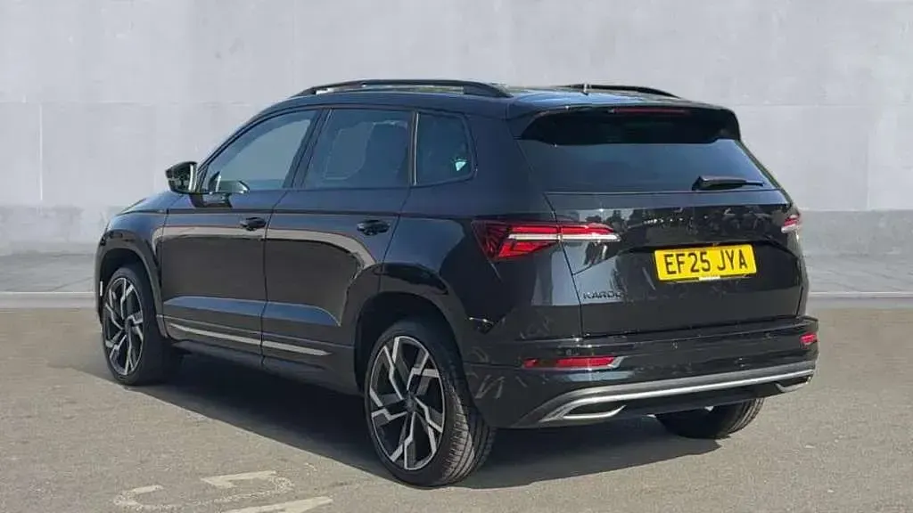 Used Skoda Karoq SportLine 150 HP (110 kW) 2025 Black SUV