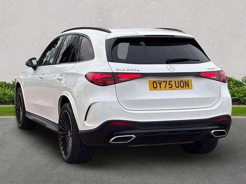 New Mercedes GLC300e Urban 2025 White Estate