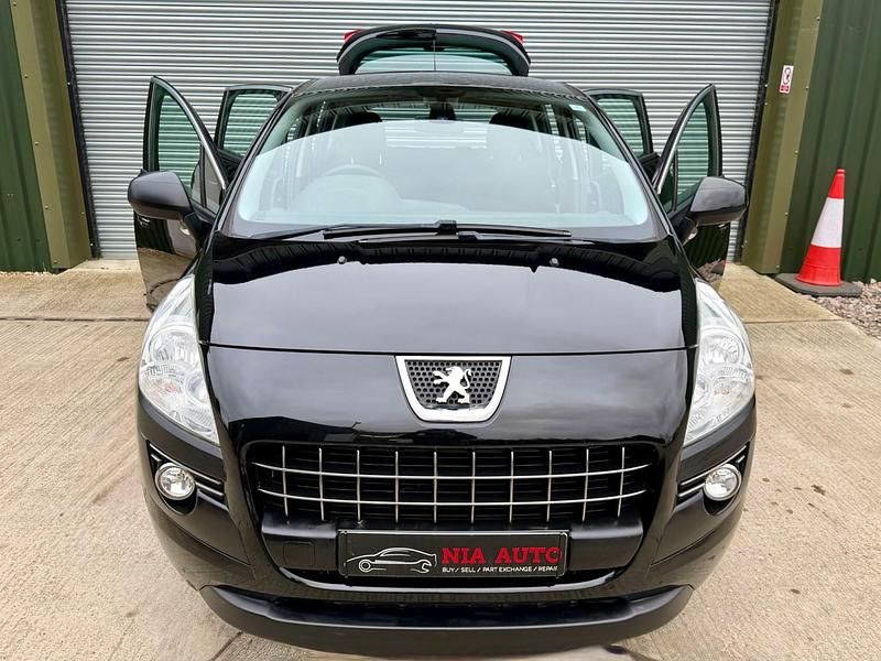 Second-hand Peugeot 3008 Active 2012 Negru Break