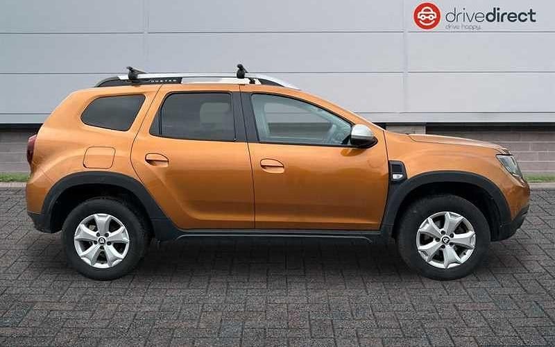 Used Dacia Duster Comfort 116 HP (85 kW) 2019 Orange SUV