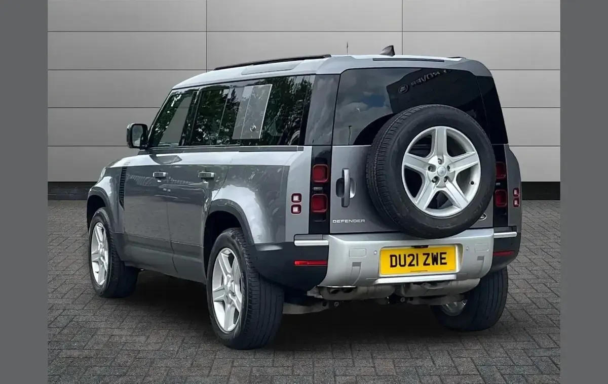 Used Land Rover Defender SE 196 HP (144 kW) 2021 Grey SUV