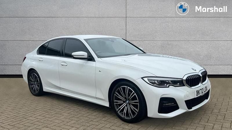 Alpine white Used 2022 BMW 318 M Sport | £23,250 (Good price) - Image 1/4