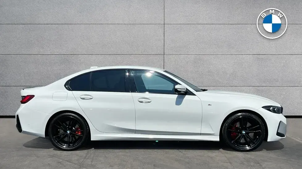 Used BMW 320 M Sport 181 HP (133 kW) 2024 White Sedan