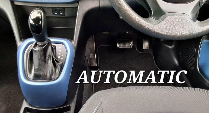 Used Hyundai i10 SE 87 HP (63 kW) 2014 White Hatchback