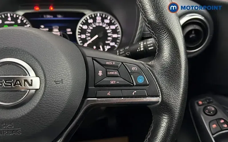 Used Nissan Juke Tekna 114 HP (83 kW) 2021 Blue SUV