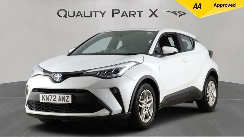 Used Toyota C-HR 122 HP (89 kW) 2022 White SUV