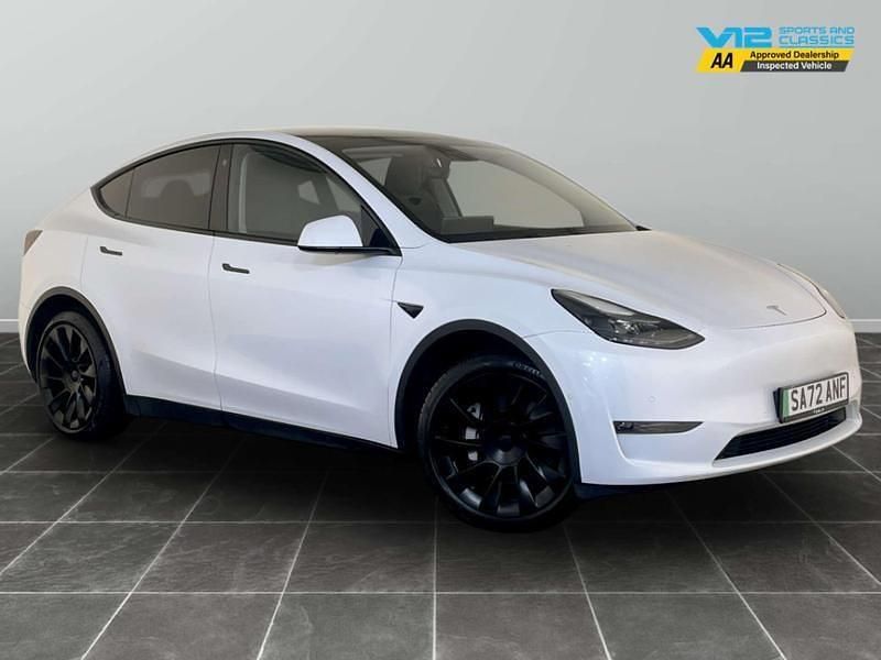 White Used 2022 Tesla Model Y Long Range AWD SUV | £22,295 (Fair price) - Image 1/3
