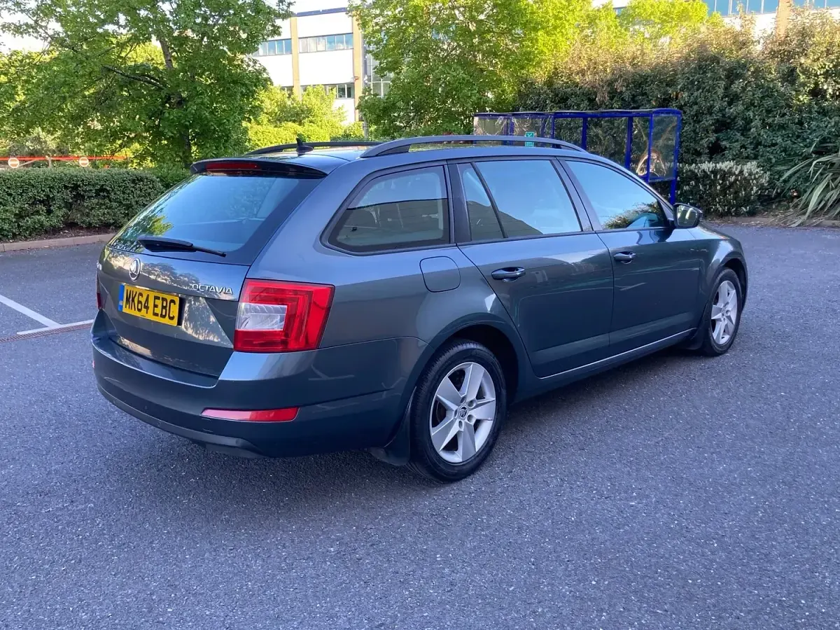 Used Skoda Octavia SE 150 HP (110 kW) 2014 Grey Estate