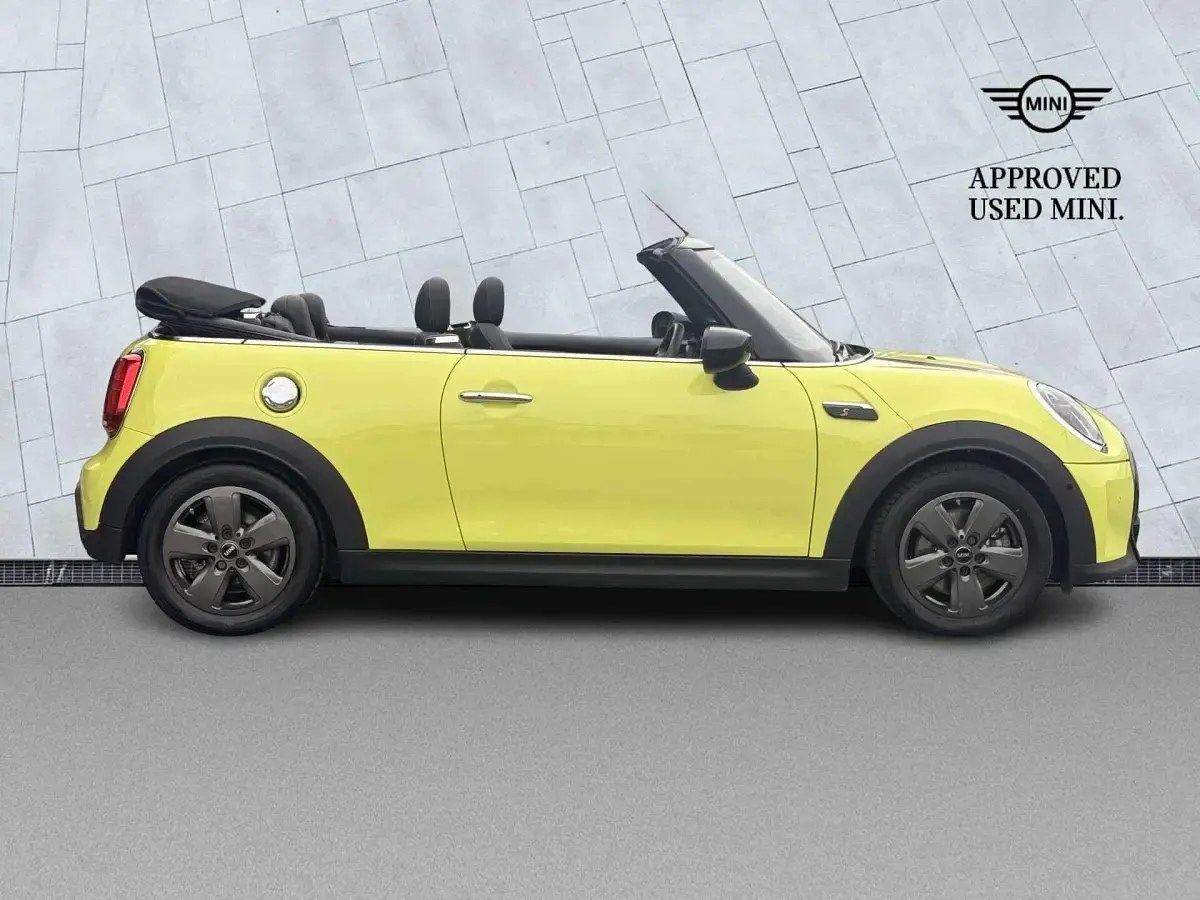 Used Mini Cooper S Cabriolet Classic 176 HP (129 kW) 2023 Yellow Cabriolet