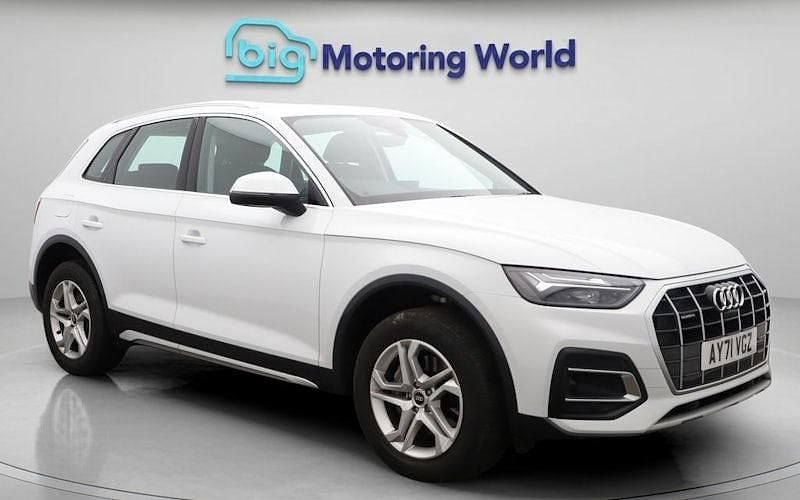 Used 2024 Audi Q5 Sport SUV | £27,600 (Super price) - Image 1/4