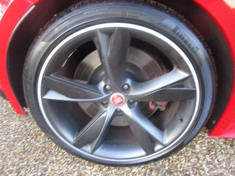 Image 3/4