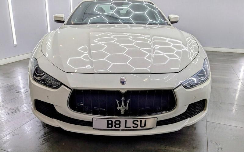 Used Maserati Ghibli 275 HP (202 kW) 2017 White Sedan