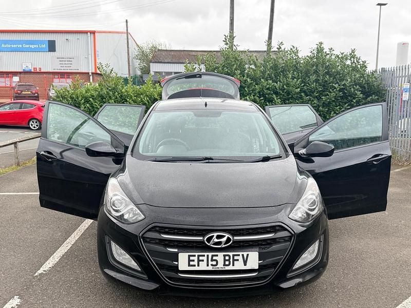 Used Hyundai i30 2015 Black Estate