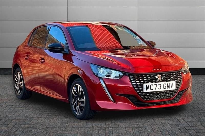 Used Peugeot 208 Allure+ 101 HP (74 kW) 2023 Red Hatchback